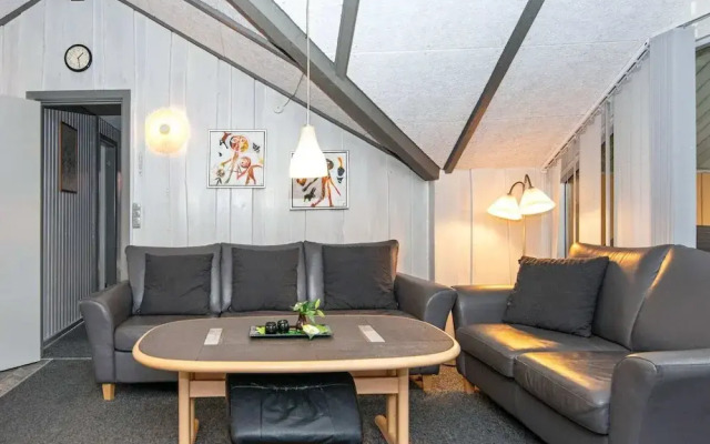 6 Person Holiday Home in Hemmet-by Traum