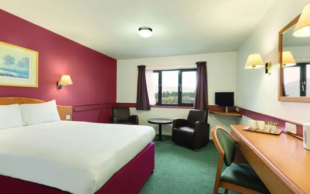 Days Inn Abington M74