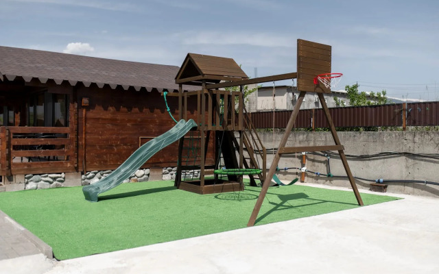 Поляна (Алахадзы)