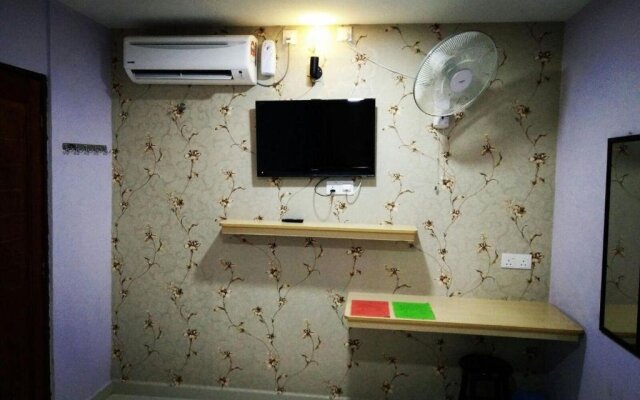 Leaf Guest House