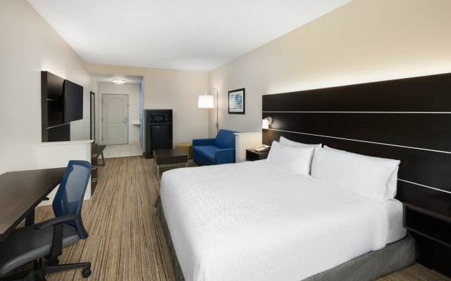Holiday Inn Express & Suites Valdosta West - Mall Area, an IHG Hotel