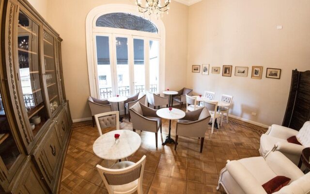 Grand Petit Casa Hotel