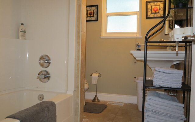 Sweet Home - 3 Bedroom
