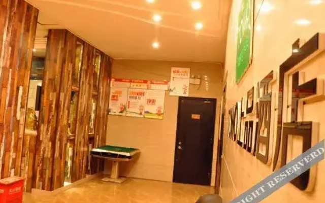 TOWO Hotel (Xianju New Bus Station Store)