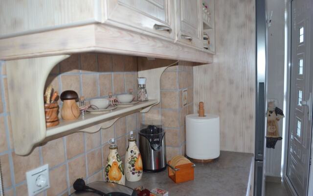 Blue Ark Aigeira Flat & Studio