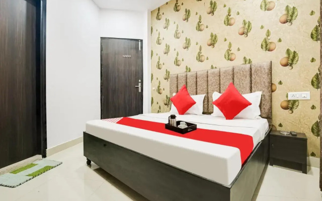 POP 70106 Hotel City Stay