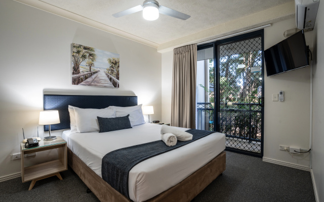 Turtle Beach Resort – Guest Rooms – Gold Coast