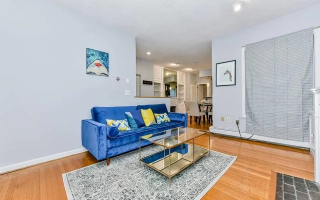 Spacious 2br/1ba Beacon Hill Apt Near MGH