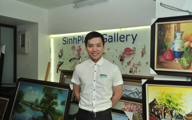 SinhPlaza