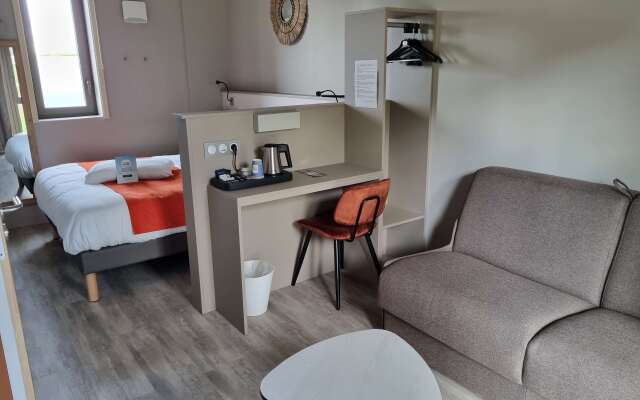 Kyriad Angoulême Nord Champniers - Hôtel & Résidence