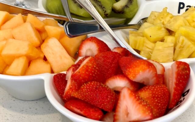 Suite Dreams Guesthouse aka Care Takeover Home