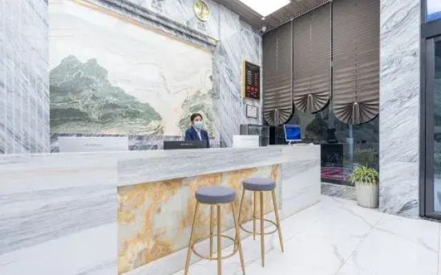 Yushuiwan Hotel (Tenglongdong Visitor Center)