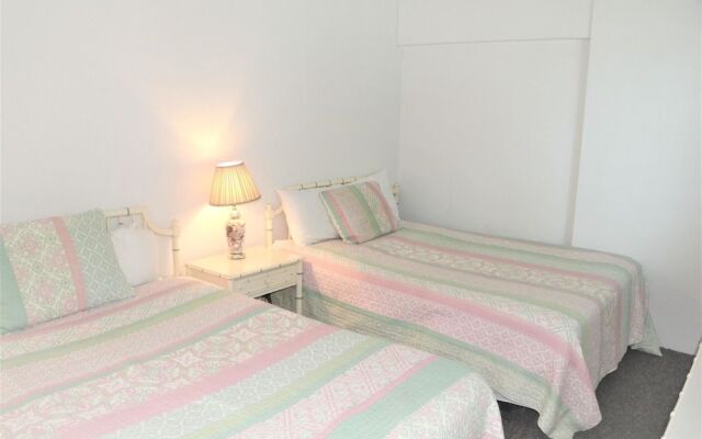 Jamaica Royale T22 - 2 Br Condo