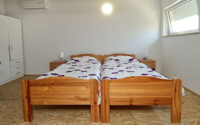 Apartment for up to 5 Persons Near Porec With Shared Pool