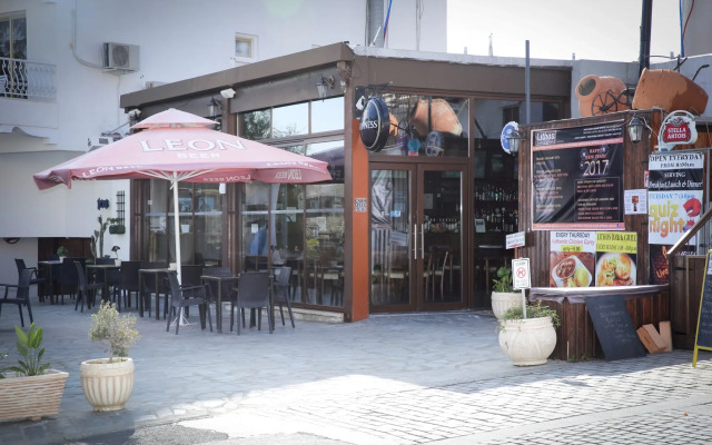Antonis G. Hotel Apartments
