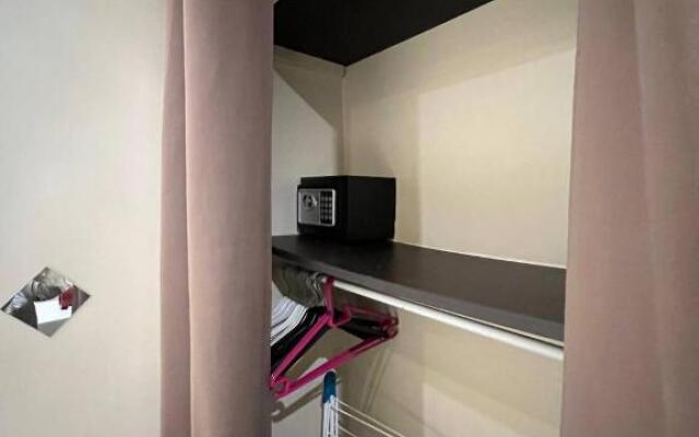 Residence D'Azur Apartments near Palais des Festivals