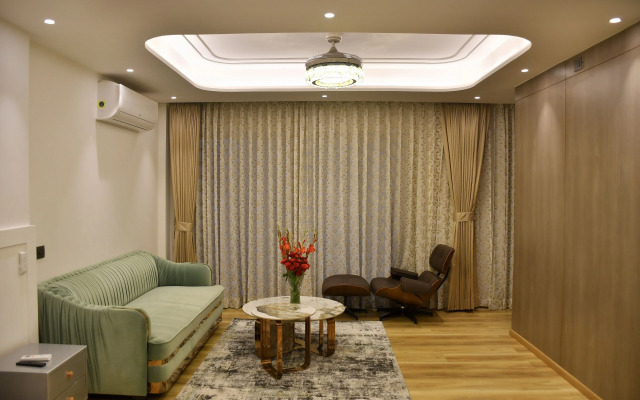 Luxuryhouse-3br-free Car & Driver-balcony-wifi