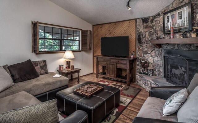 Cabo 2 - Three Bedroom Cabin