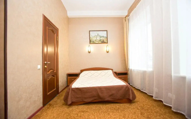 Сова на Преображенской площади