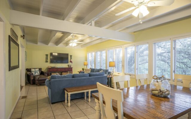 Blues Escape by RedAwning