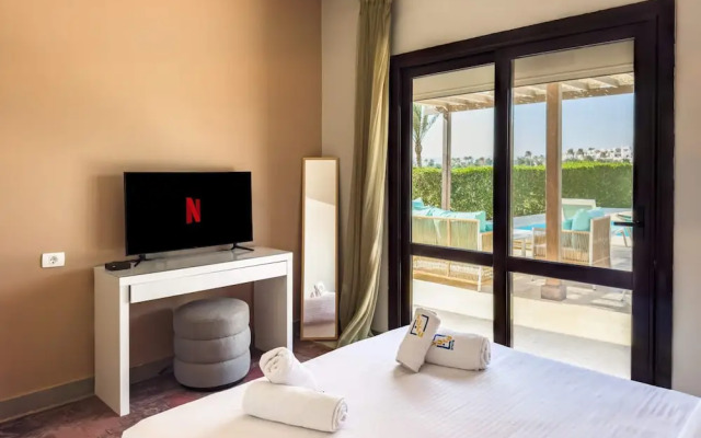 Xuru Stays I Sundown Symphony 4mbdr Villa @ Joubal El Gouna