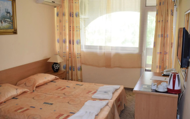 Hotel Ahilea