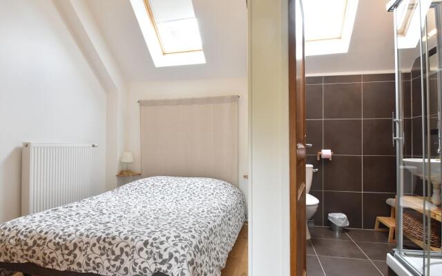 Tasteful Holiday Home in Sormery With Swimming Pool