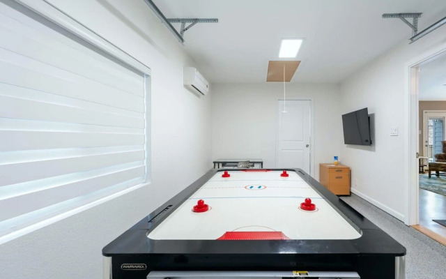 Family Friendly Home in South Austin