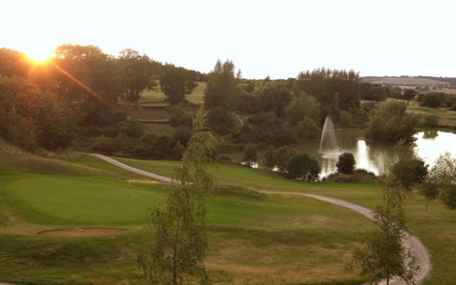 Hellidon Lakes Golf & Spa Hotel