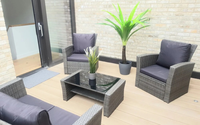 LT Greenwich 3 Bed Townhouse