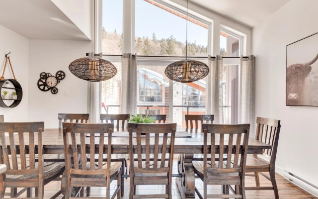 25- Chalet à Louer à Stoneham