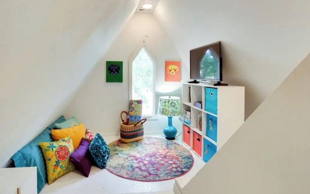 Renovated Lubbock Home - Walk to Texas Tech!