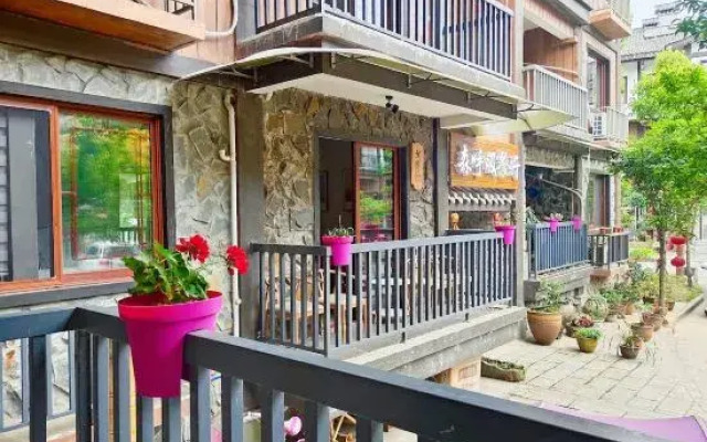 Senhuxi Hostel