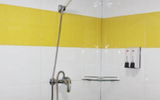 Kunlun Leju Business Hotel Zhengzhou Medical College