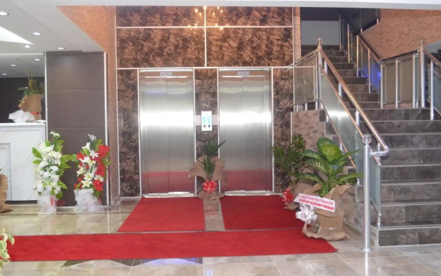 Oz Cavusoglu Hotel