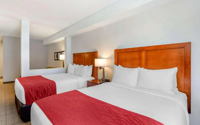 Comfort Inn & Suites