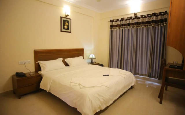The Lounge Business Hotel