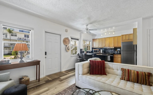 Serene Seaside Escape 1BR Bliss