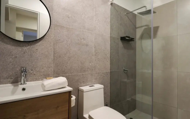 w Majestic 2BR w Balcony in Miraflores