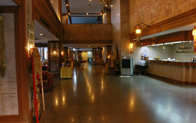 Diamond River Ping Petch-Ngam Hotel