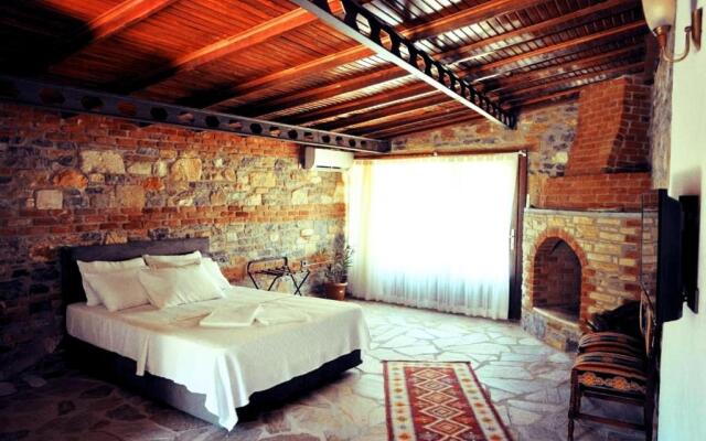 Pir Efes Konakları