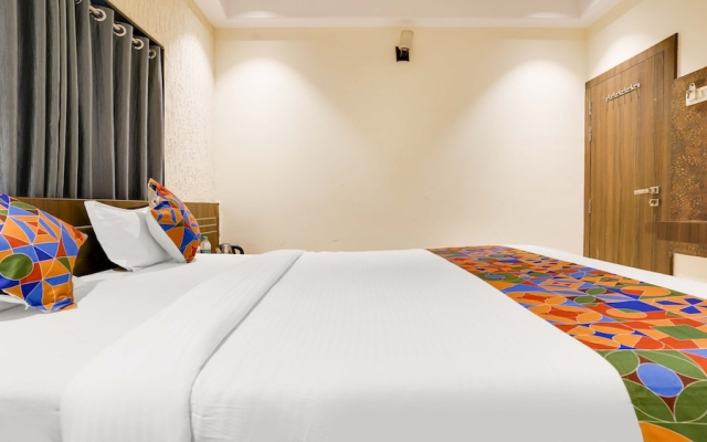 Fabhotel Kiara Govind Park