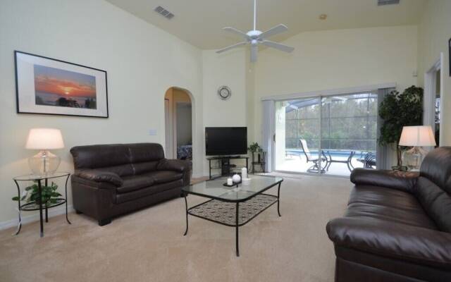 5-Bedroom Villa in Davenport 193RWC