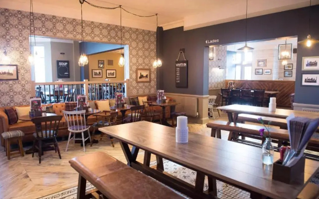 Royal Inn