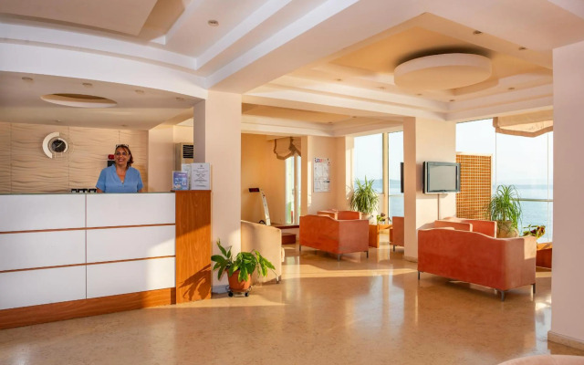 Corfu Maris Hotel