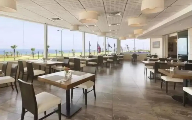 Neve David Hotel