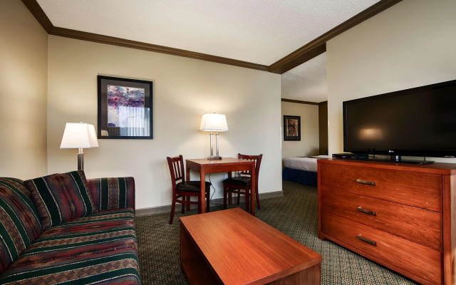 Best Western Plus Barclay Hotel