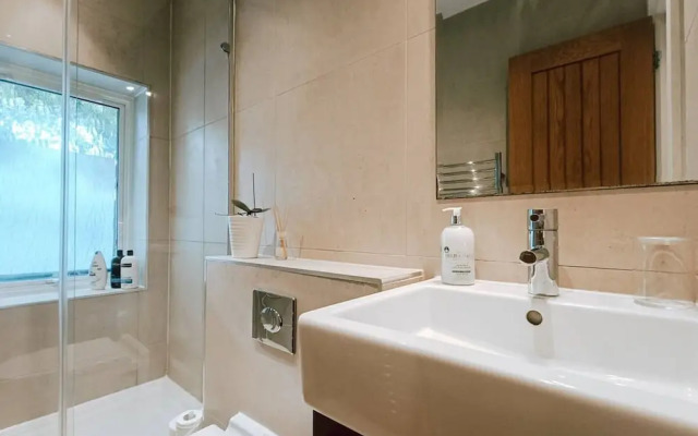 The Sandy Studio Flat in Petersham