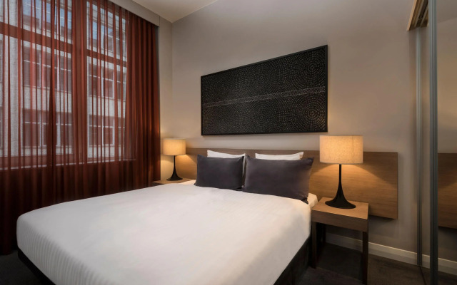 Adina Apartment Hotel Berlin CheckPoint Charlie