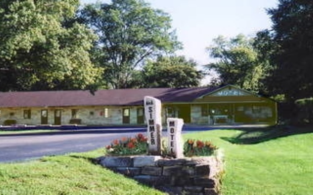 Simmer Motel